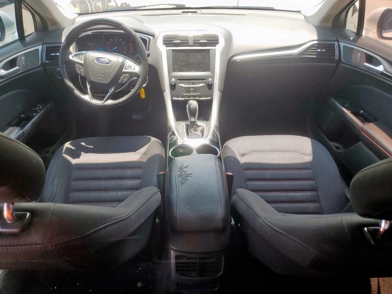 Sedans FORD FUSION 2013 White