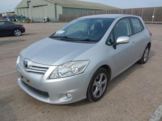 TOYOTA AURIS TR 2010