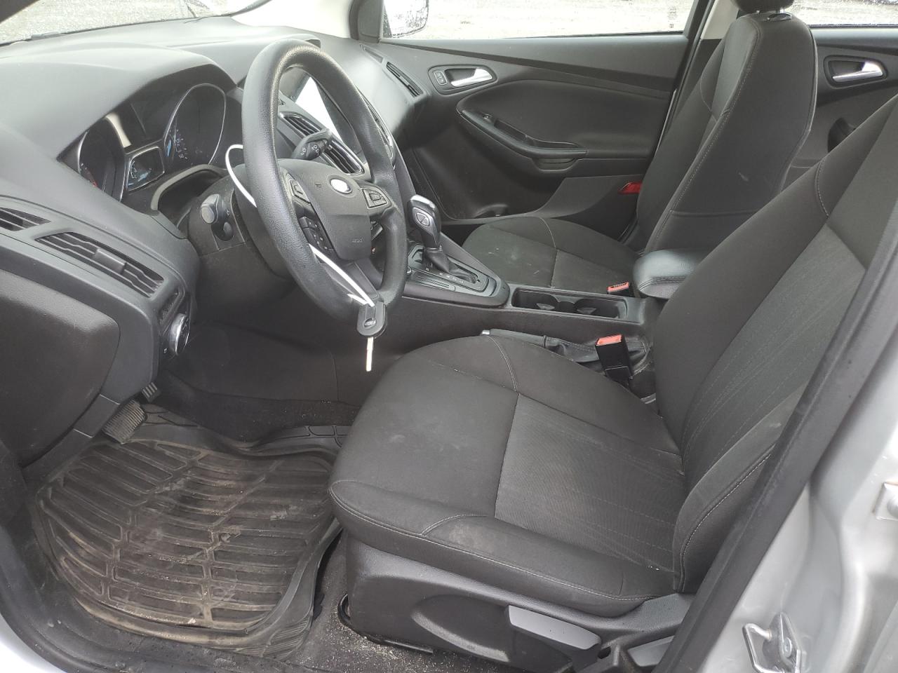 2015 Ford Focus Se VIN: 1FADP3F27FL263204 Lot: 62529385
