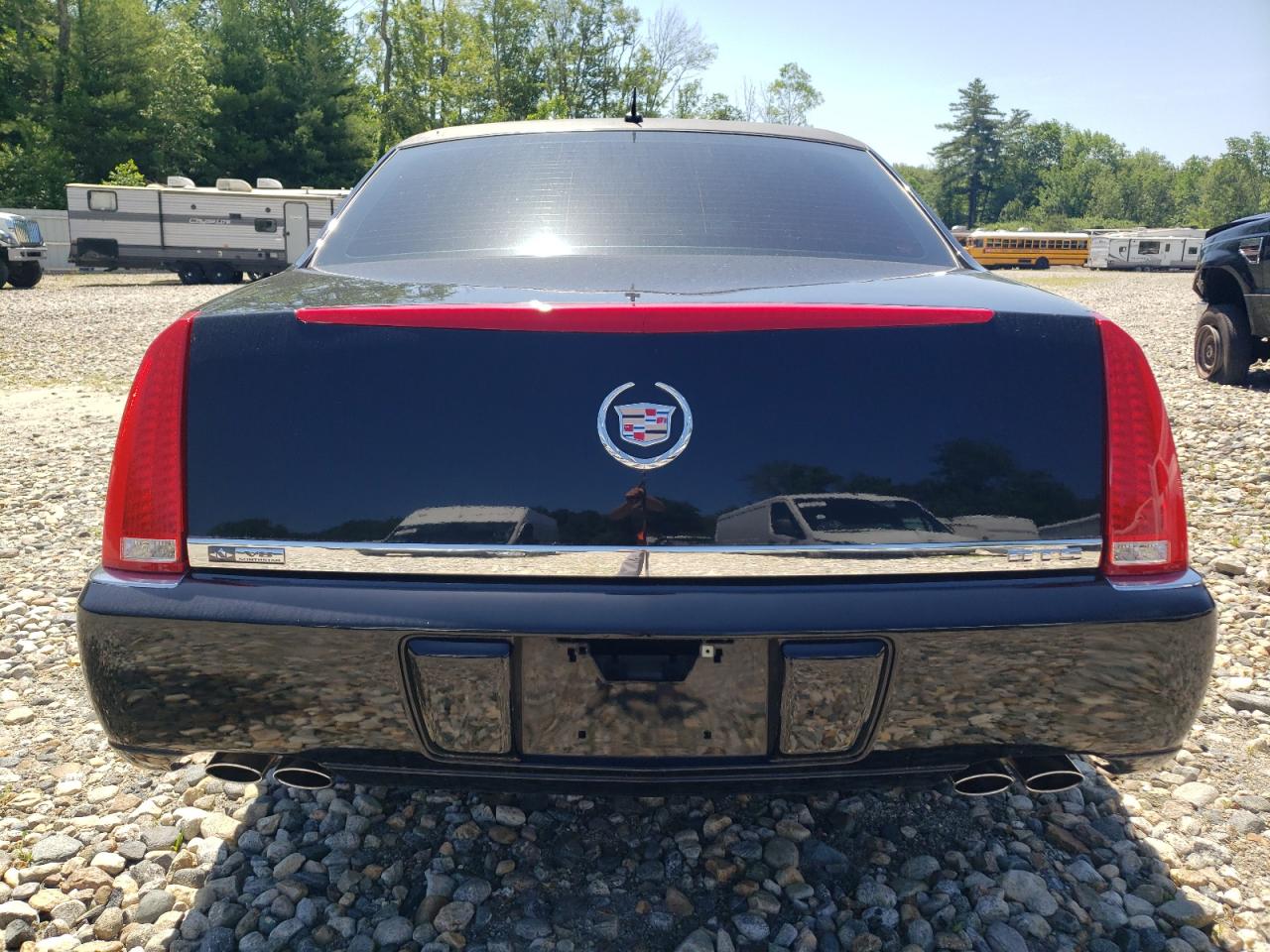 2008 Cadillac Professional Chassis VIN: 1GEEK90Y28U550399 Lot: 61980885