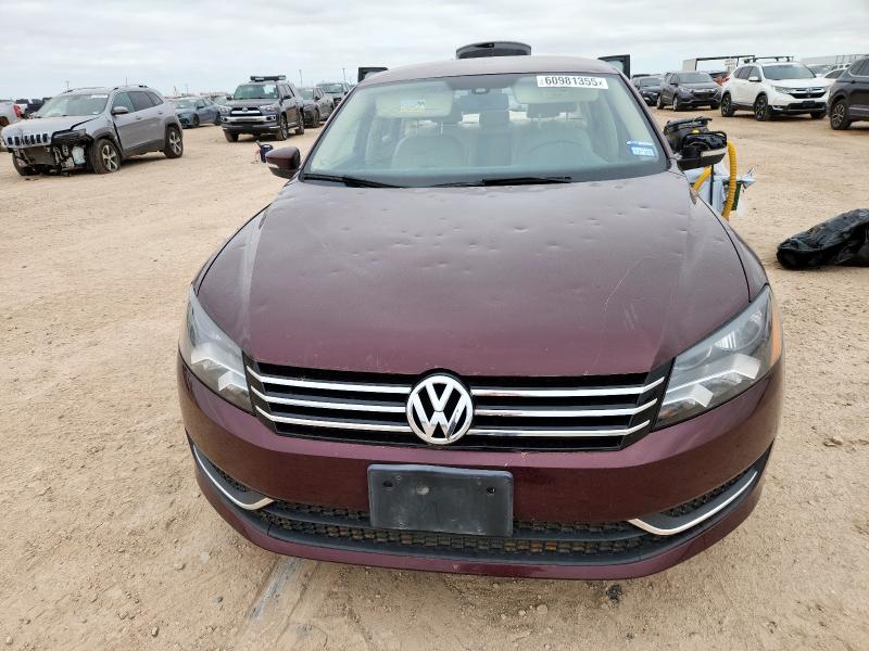  VOLKSWAGEN PASSAT 2013 Burgundy
