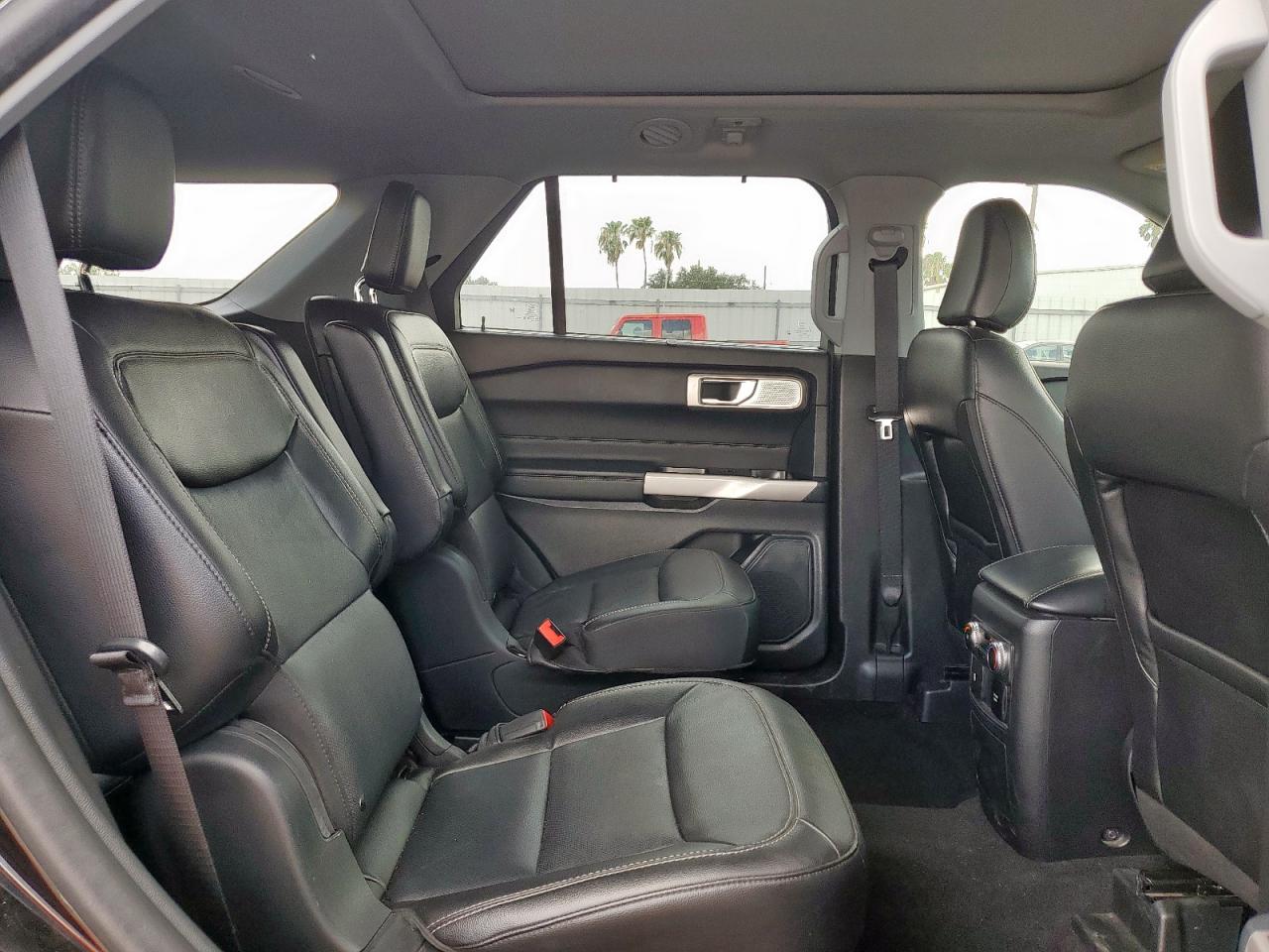FORD EXPLORER 2023 VIN 1FMSK7FHXPGA29155 фото 11