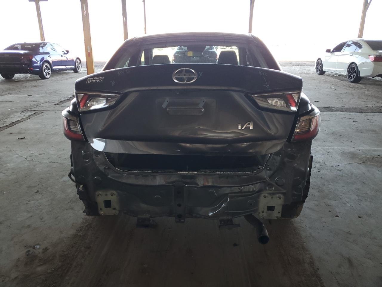 3MYDLBZV2GY142323 TOYOTA SCION 2016
