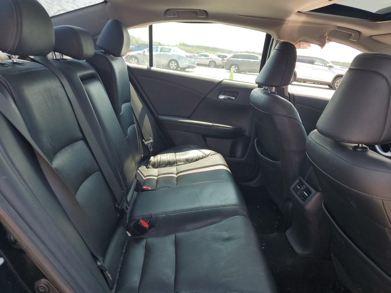 1HGCR2F83GA014332 HONDA ACCORD 2016