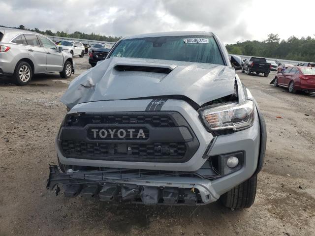  TOYOTA TACOMA 2018 Серый