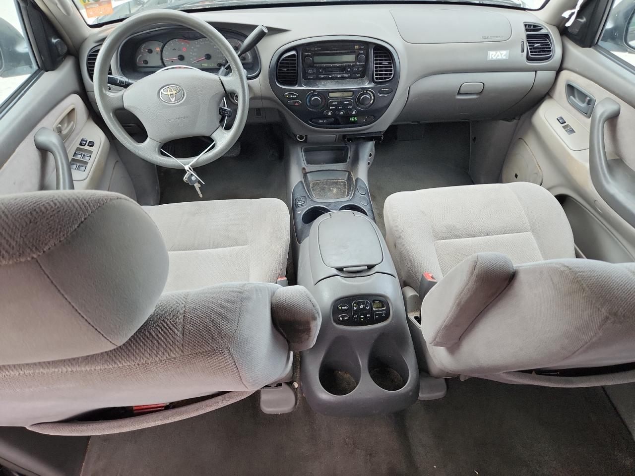 2004 Toyota Sequoia Sr5 VIN: 5TDZT34A54S218263 Lot: 63020745