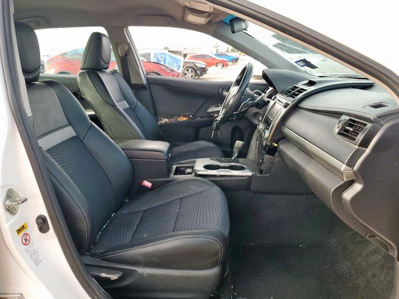  TOYOTA CAMRY 2013 White