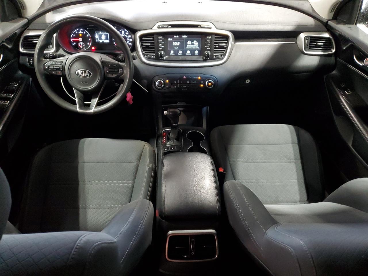 KIA SORENTO 2018 VIN 5XYPGDA31JG376700 фото 8