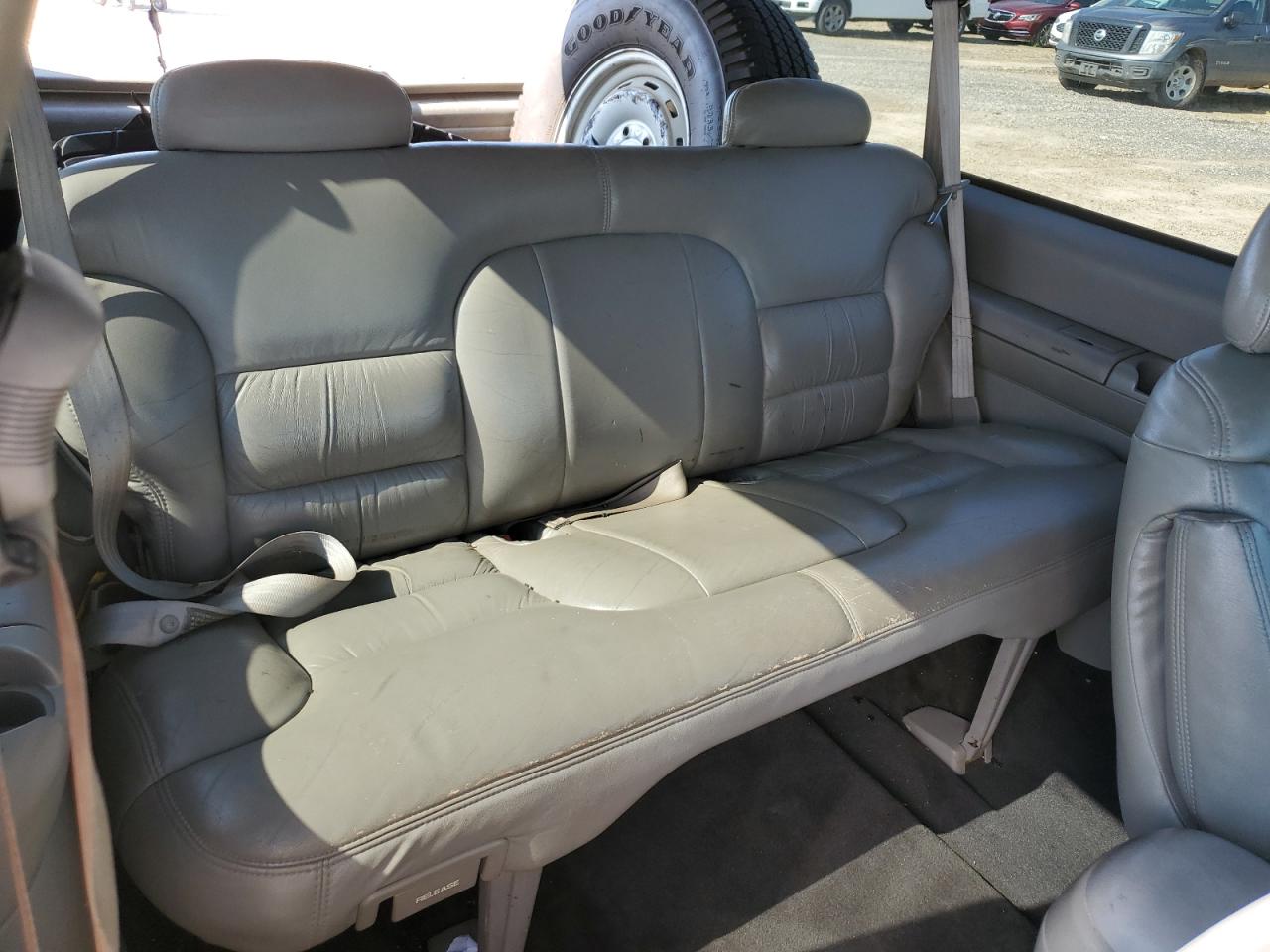 1996 Chevrolet Tahoe K1500 VIN: 3GNEK18R4TG140133 Lot: 62094615