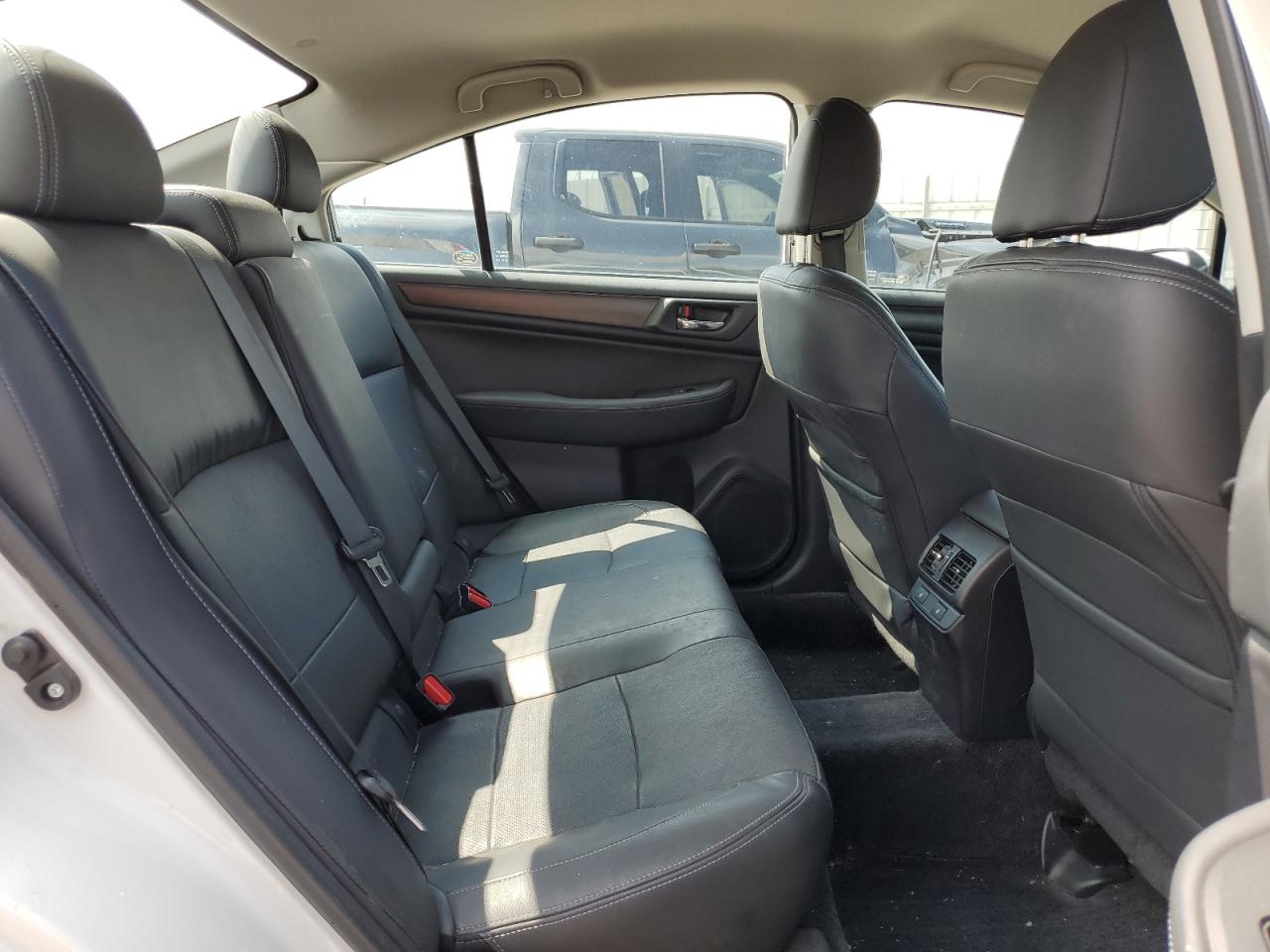 2015 Subaru Legacy 2.5I Limited VIN: 4S3BNBJ68F3030489 Lot: 60070555