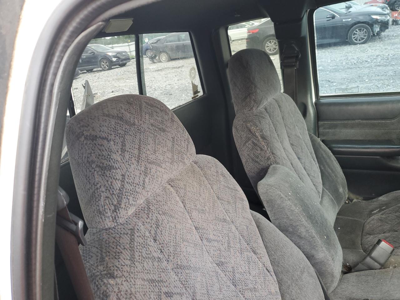 1999 GMC Sonoma VIN: 1GTCS19X7X8510015 Lot: 61728825