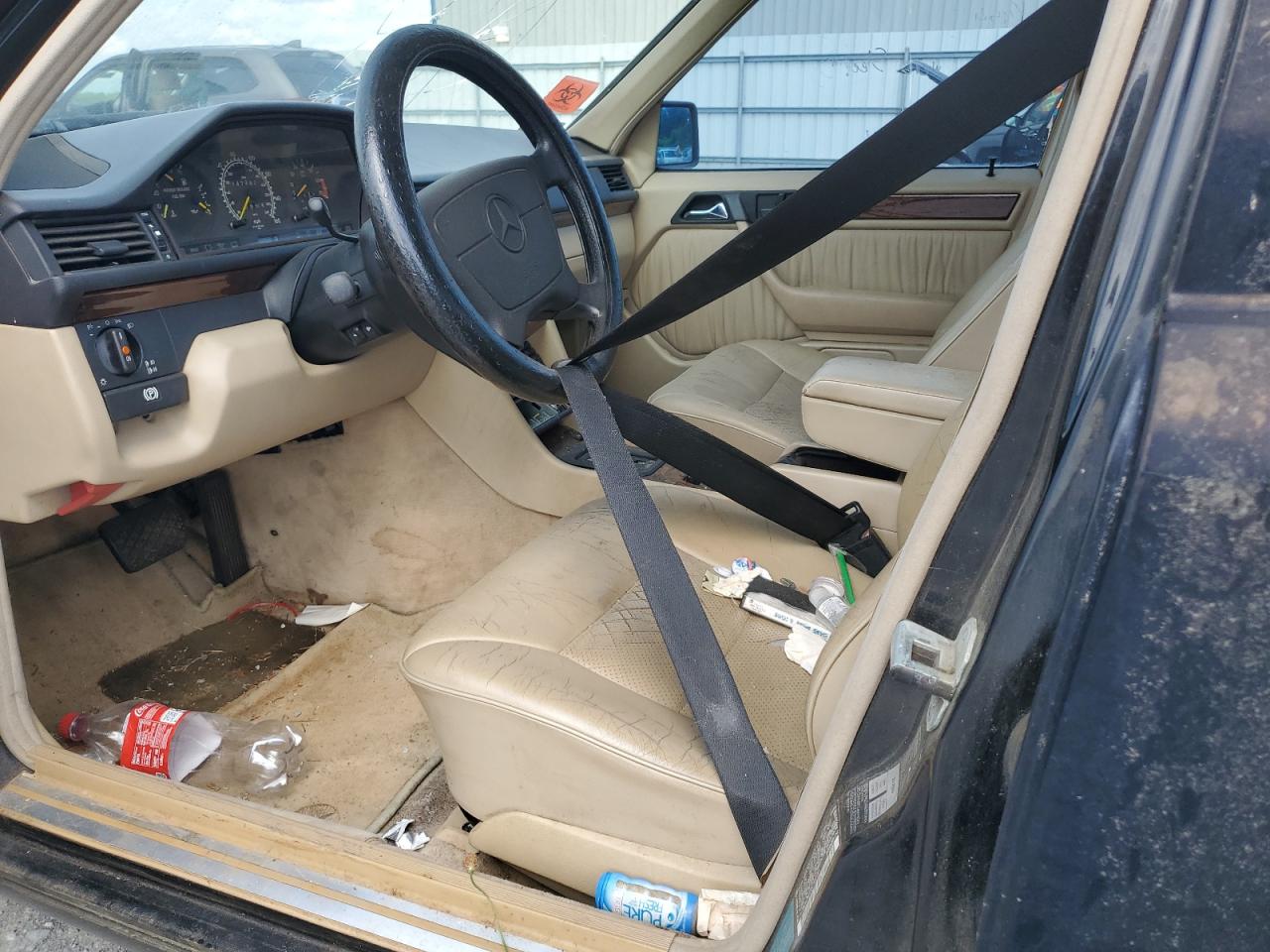 1994 Mercedes-Benz E 420 VIN: WDBEA34E0RC106131 Lot: 60498095