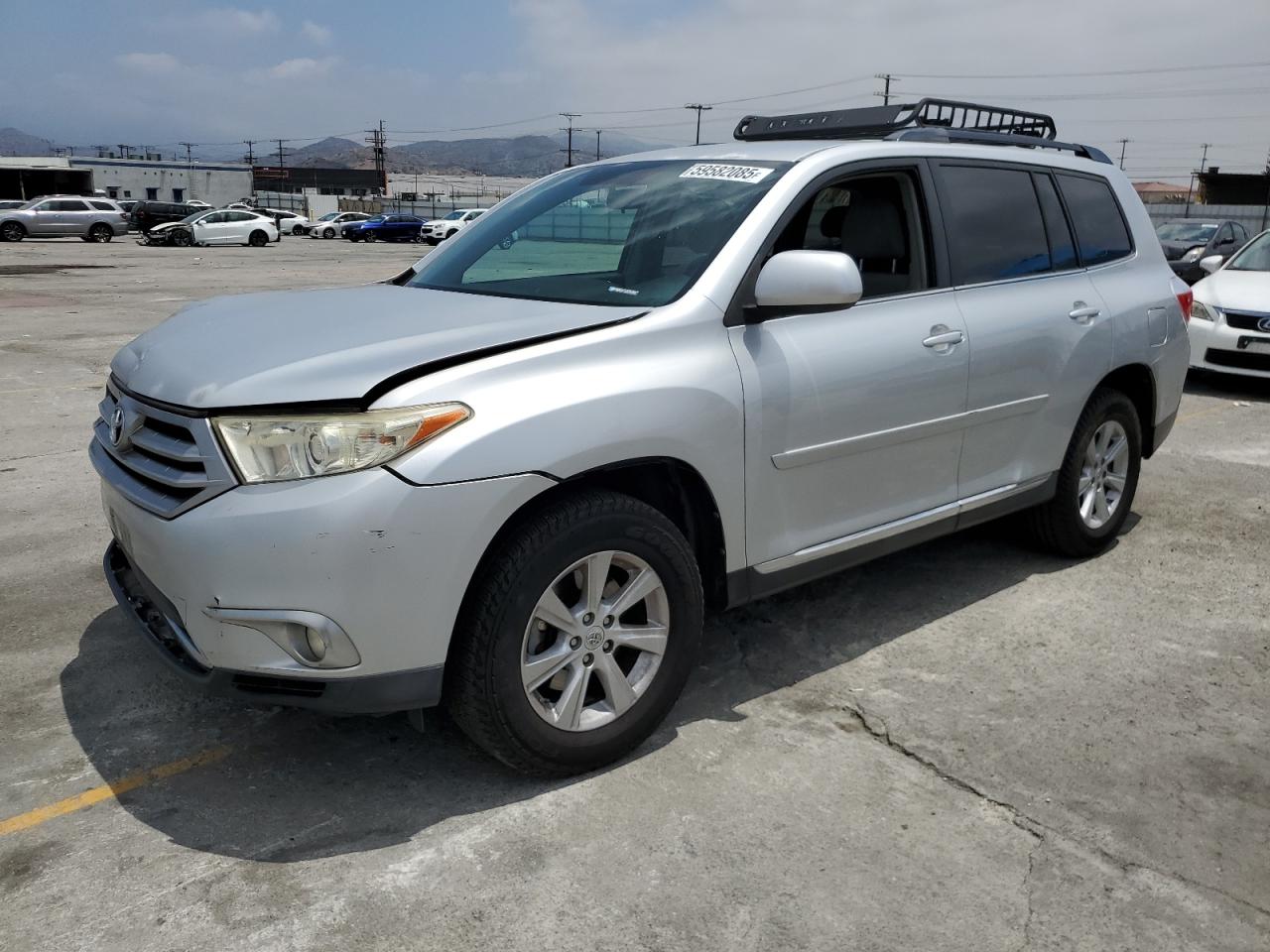 2011 Toyota Highlander Base იყიდება Sun Valley-ში, CA - Front End