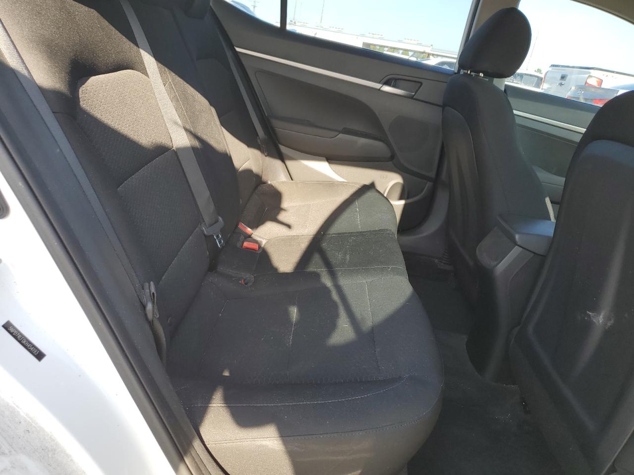 2019 Hyundai Elantra Se VIN: 5NPD74LF0KH454193 Lot: 61914745