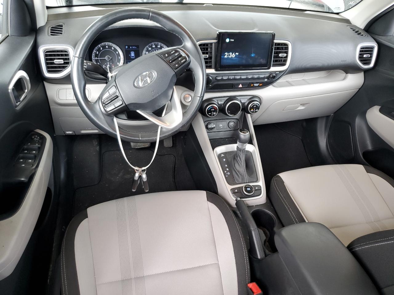 2021 Hyundai Venue Sel VIN: KMHRC8A38MU120824 Lot: 62193505