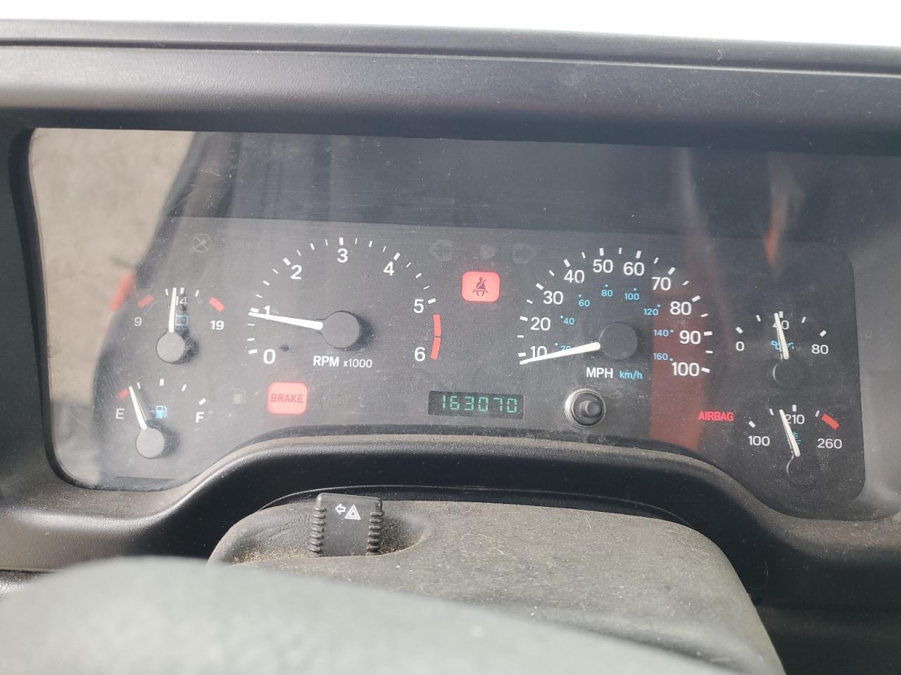 1998 Jeep Wrangler / Tj Sport VIN: 1J4FY19S8WP787240 Lot: 59595905