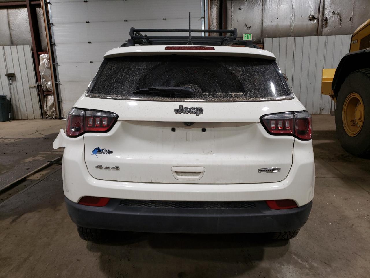 JEEP COMPASS 2018 VIN 3C4NJDBB9JT206706 photo 6