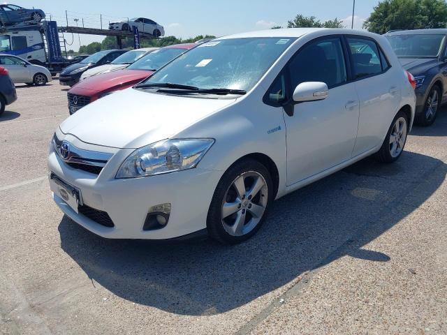 TOYOTA AURIS HYBR 2011