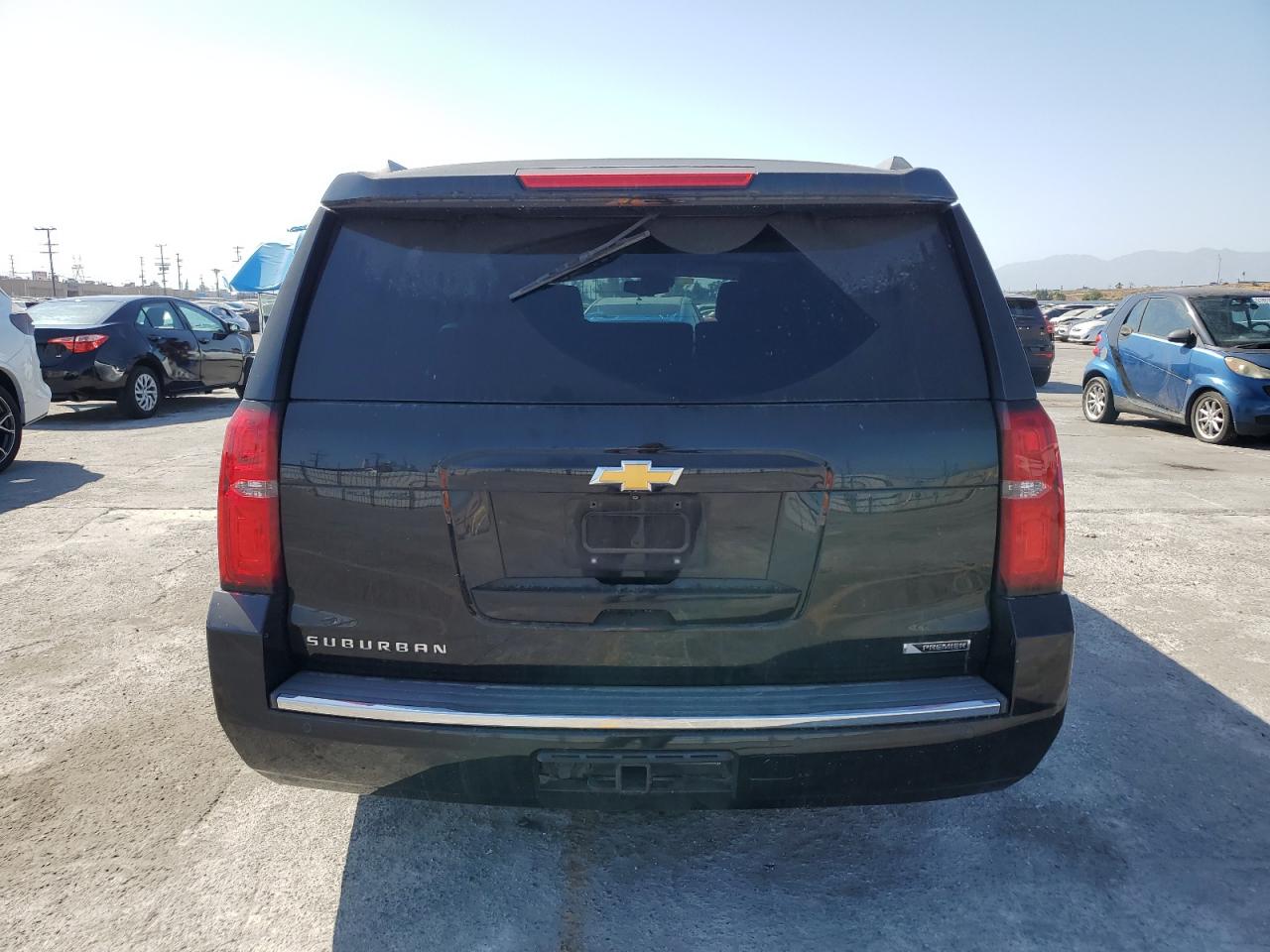 2017 Chevrolet Suburban K1500 Premier VIN: 1GNSKJKC4HR207022 Lot: 60662095