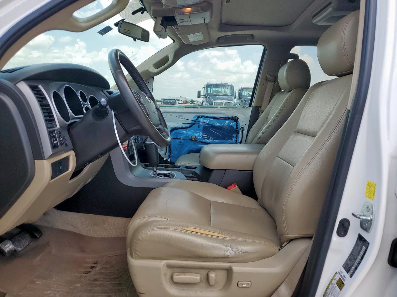 2011 Toyota Sequoia Sr5 VIN: 5TDZY5G10BS033401 Lot: 62008035