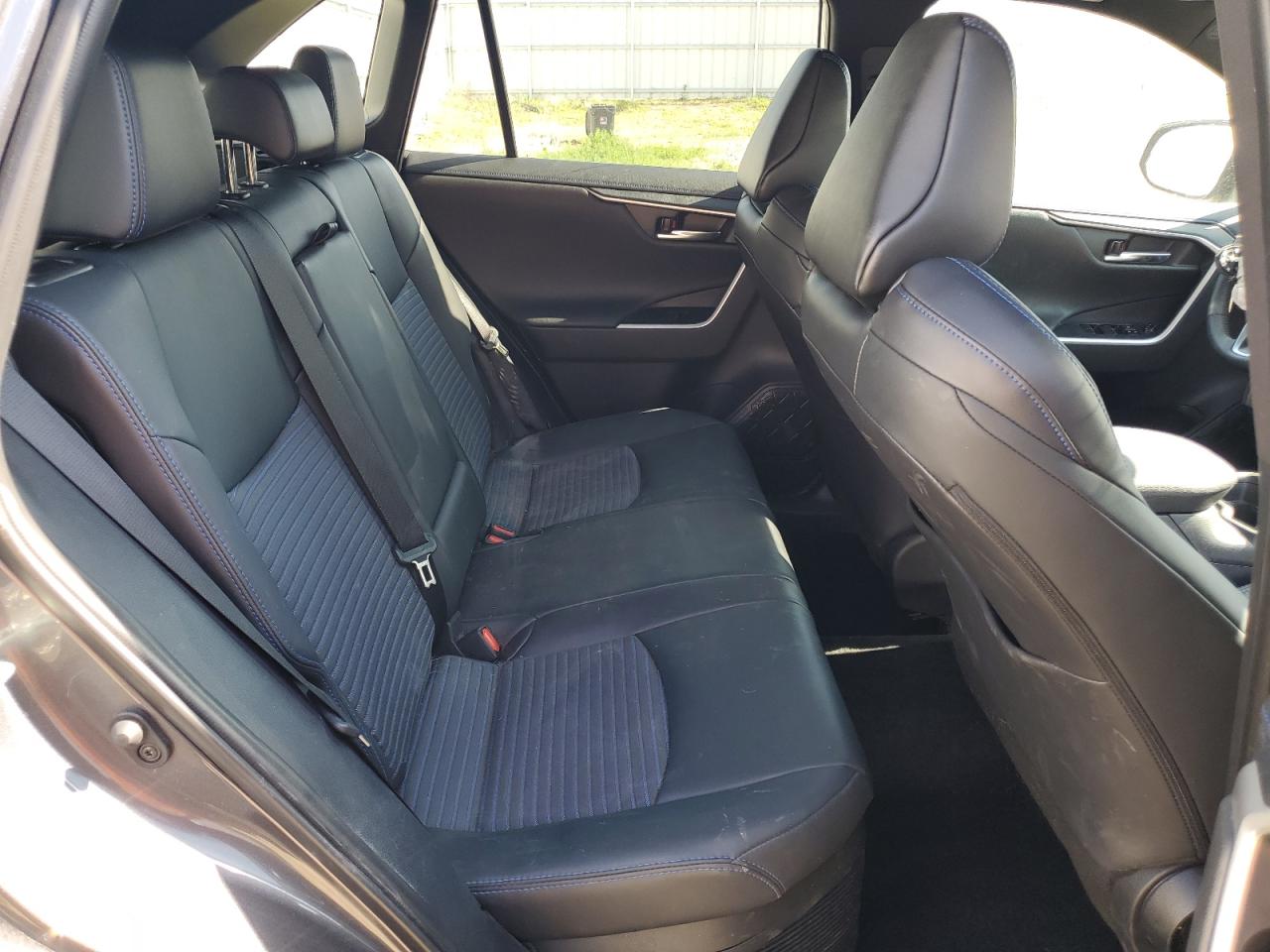 2020 Toyota Rav4 Xse VIN: 2T3EWRFV2LW098573 Lot: 62209075