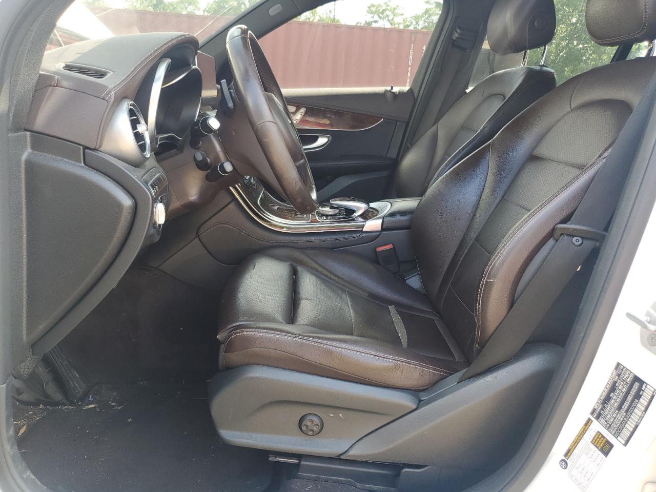 2016 Mercedes-Benz Glc 300 4Matic VIN: WDC0G4KB3GF037028 Lot: 61652965