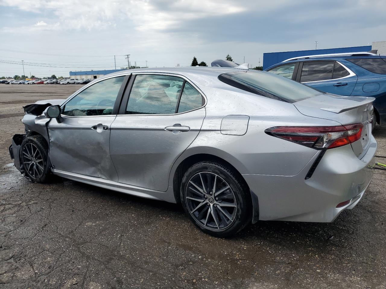4T1G11AK4RU848093 TOYOTA CAMRY 2024