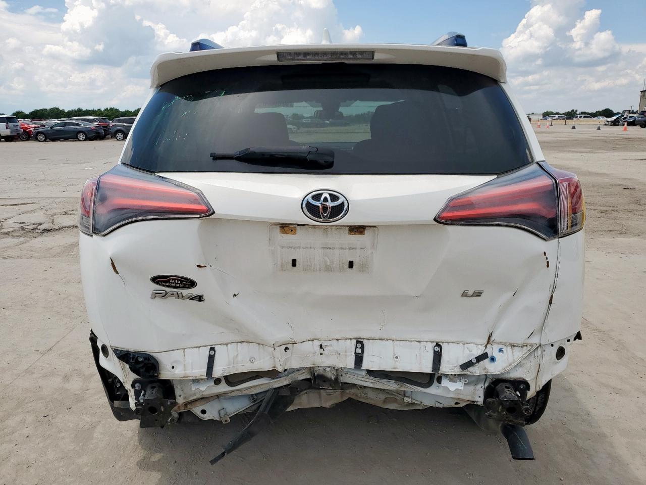 2017 Toyota Rav4 Le VIN: JTMZFREV5HJ122888 Lot: 62608265
