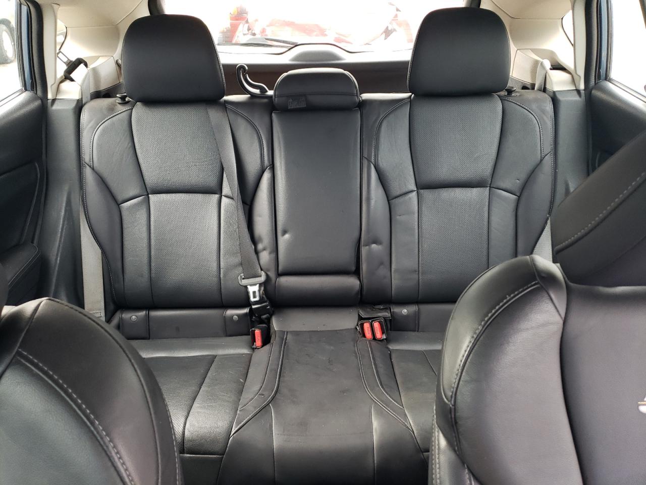 2018 Subaru Impreza Limited VIN: 4S3GTAU69J3725008 Lot: 62824425