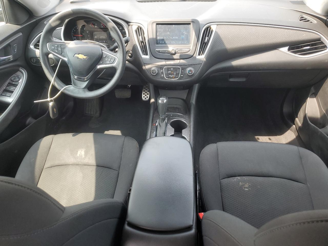 1G1ZB5ST9GF219500 CHEVROLET MALIBU 2016