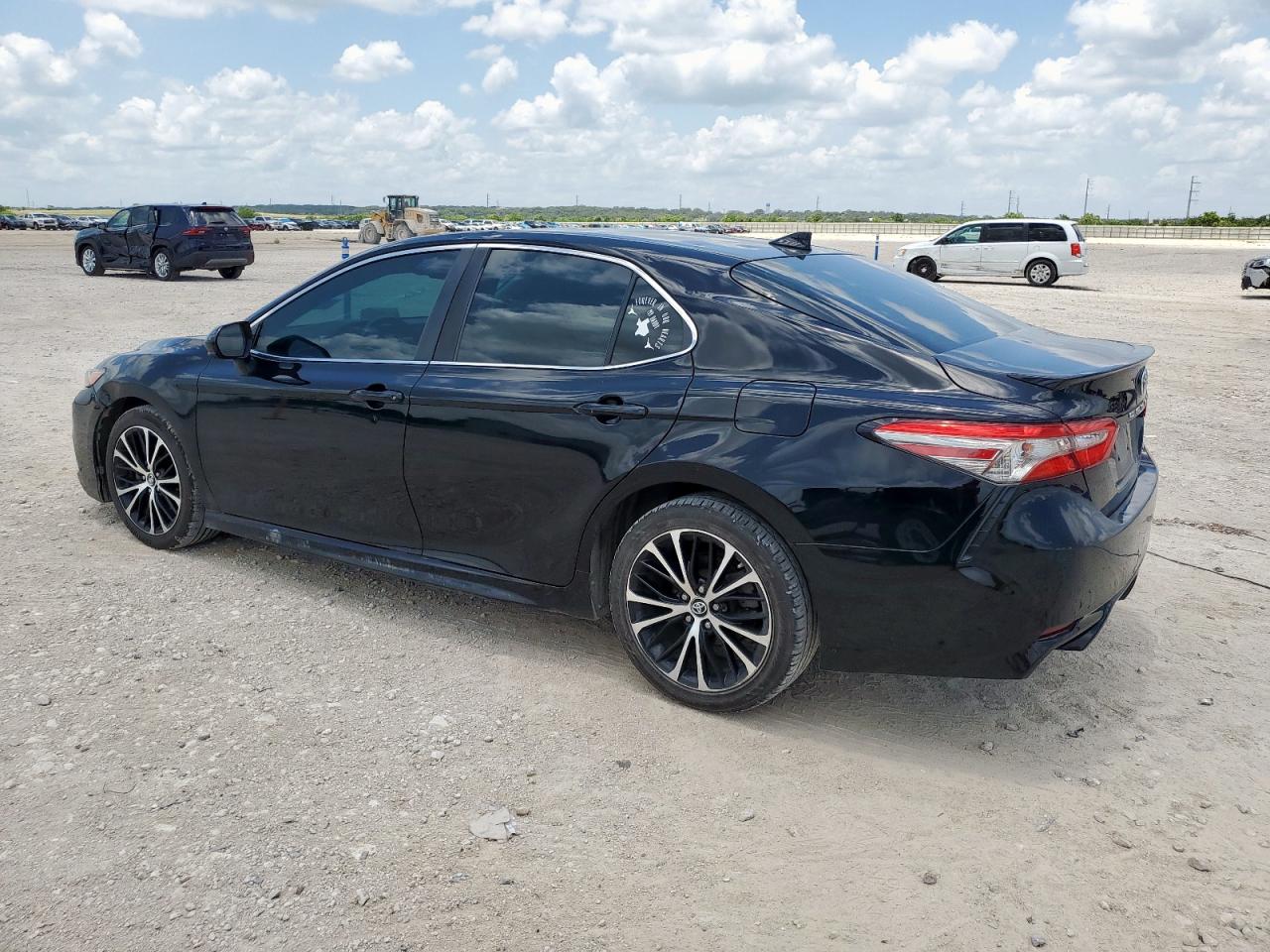 4T1B11HK8KU213271 TOYOTA CAMRY 2019