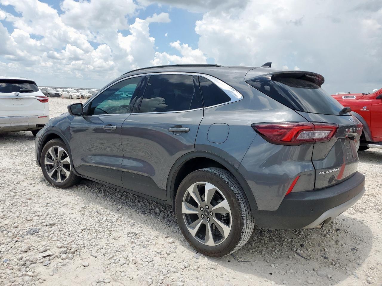 FORD ESCAPE PLA 2023 VIN 1FMCU9JZ6PUA47857 фото 2