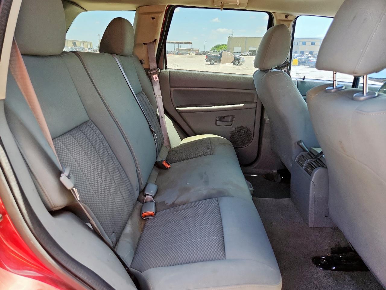 2006 Jeep Grand Cherokee Laredo VIN: 1J4HS48N26C229950 Lot: 63095685