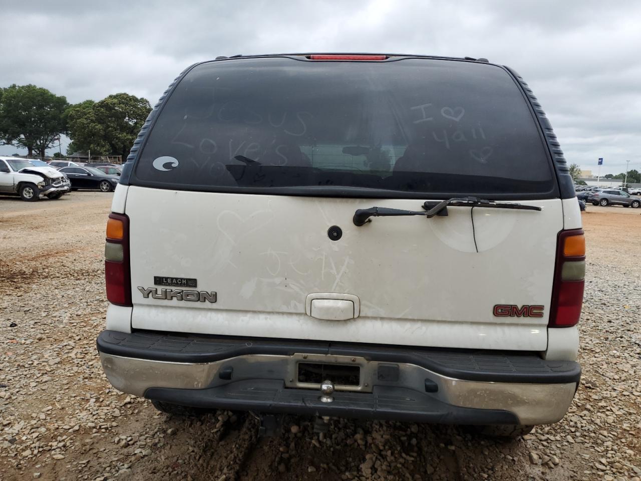 2002 GMC Yukon VIN: 1GKEC13VX2J214974 Lot: 59366495