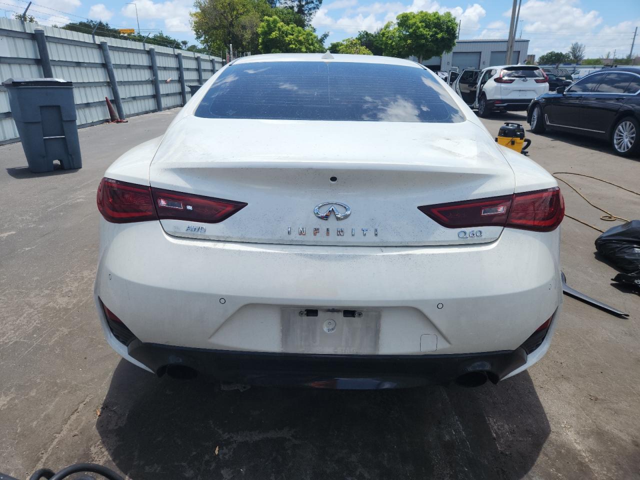 2017 Infiniti Q60 Premium VIN: JN1EV7EL9HM552218 Lot: 61781035