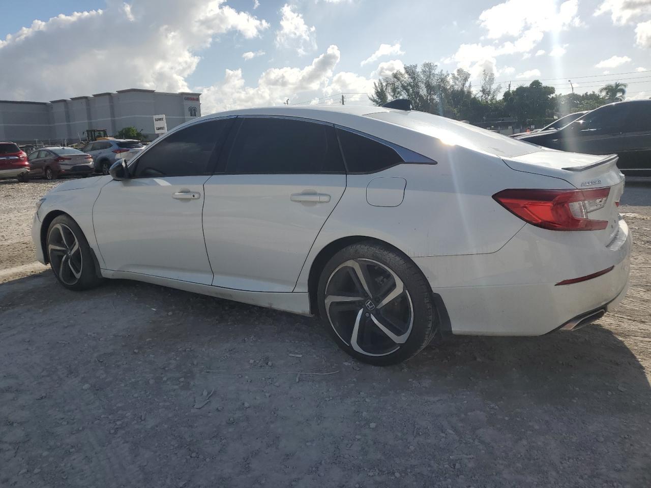 1HGCV2F35NA017214 HONDA ACCORD 2022
