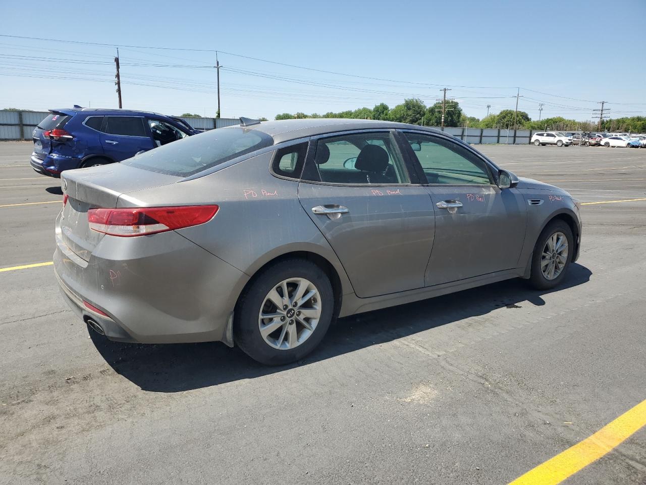 KIA OPTIMA 2018 VIN 5XXGT4L32JG202678 zdjęcie 3