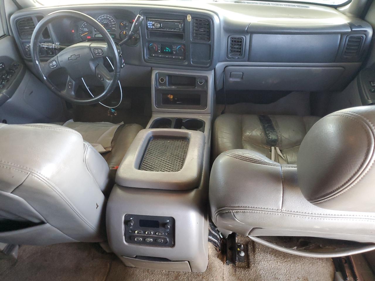 2003 Chevrolet Suburban C1500 VIN: 1GNEC16T33J262864 Lot: 61648255
