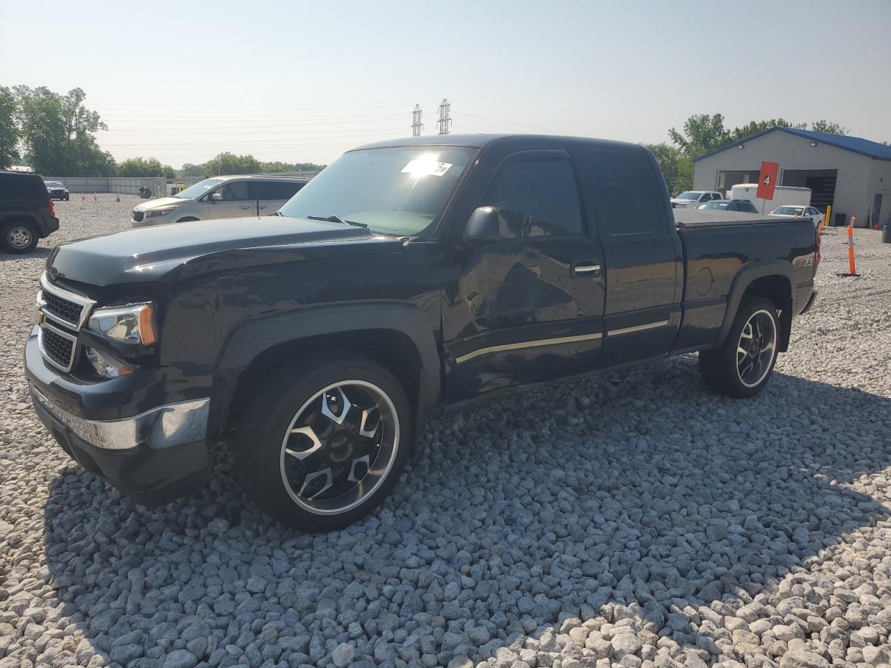 2006 Chevrolet Silverado K1500 zu verkaufen in Barberton, OH - Side