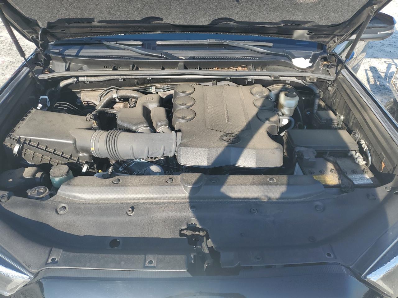 2020 Toyota 4Runner Sr5 VIN: JTEZU5JR6L5216847 Lot: 63123805