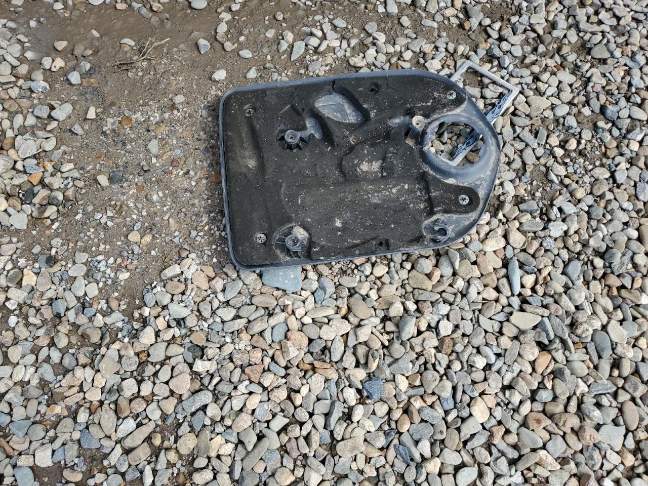 2014 Jeep Cherokee Latitude VIN: 1C4PJMCS0EW127724 Lot: 62024285