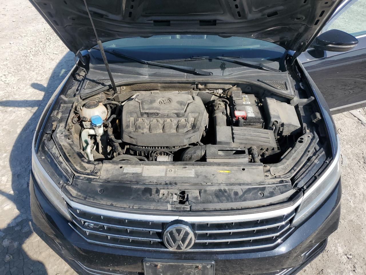 2019 Volkswagen Passat Se R-Line VIN: 1VWMA7A38KC006482 Lot: 61940785
