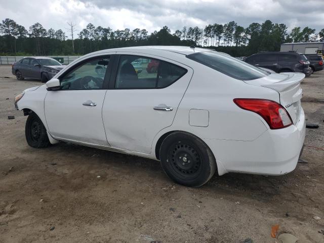  NISSAN VERSA 2017 Biały