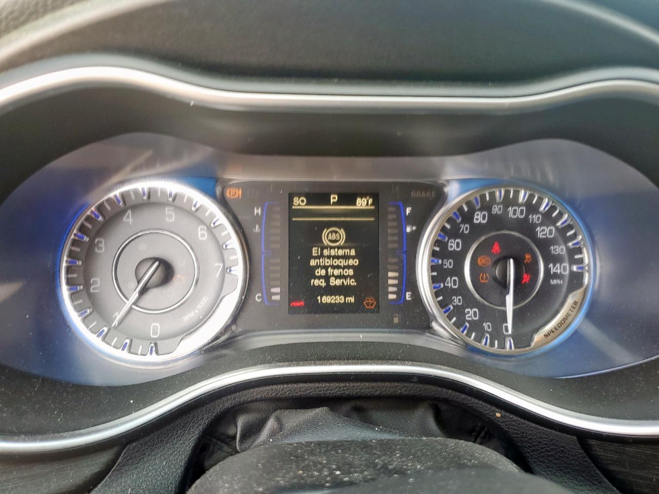 2015 Chrysler 200 Limited VIN: 1C3CCCAB3FN749395 Lot: 59757015