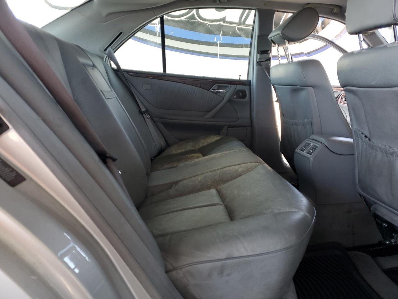 2001 Mercedes-Benz E 320 VIN: WDBJF65J01B317059 Lot: 62968135