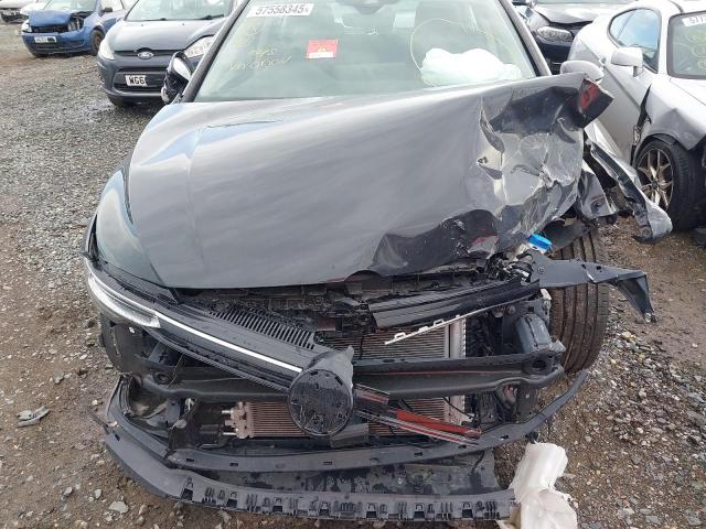 2024 VOLKSWAGEN GOLF LIFE