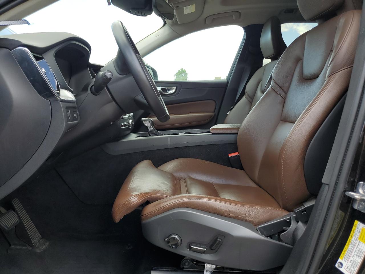 LYV102DK2KB224422 2019 Volvo Xc60 T5 Momentum