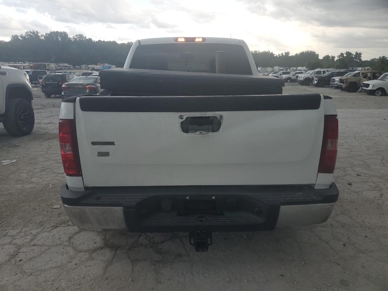 CHEVROLET ALL Models 2009 VIN 1GCHC59699E136593 фото 6
