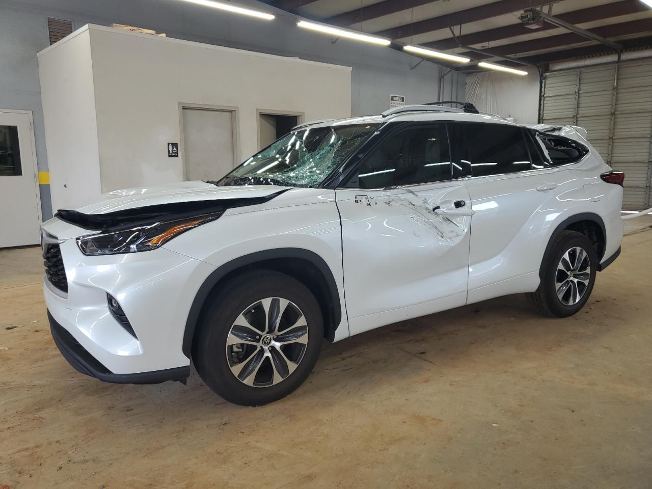 Mocksville, NC에서 판매 중인 2022 Toyota Highlander Xle - All Over