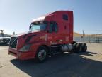 2012 Volvo Vnl Semi Truck للبيع في Sacramento، CA - Minor Dent/Scratches